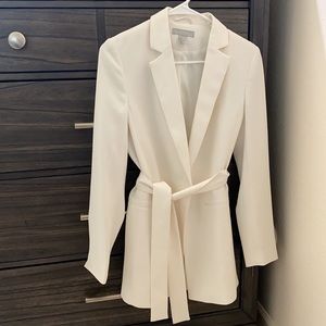 H&M’s Off-White Long Blazer, Size 6